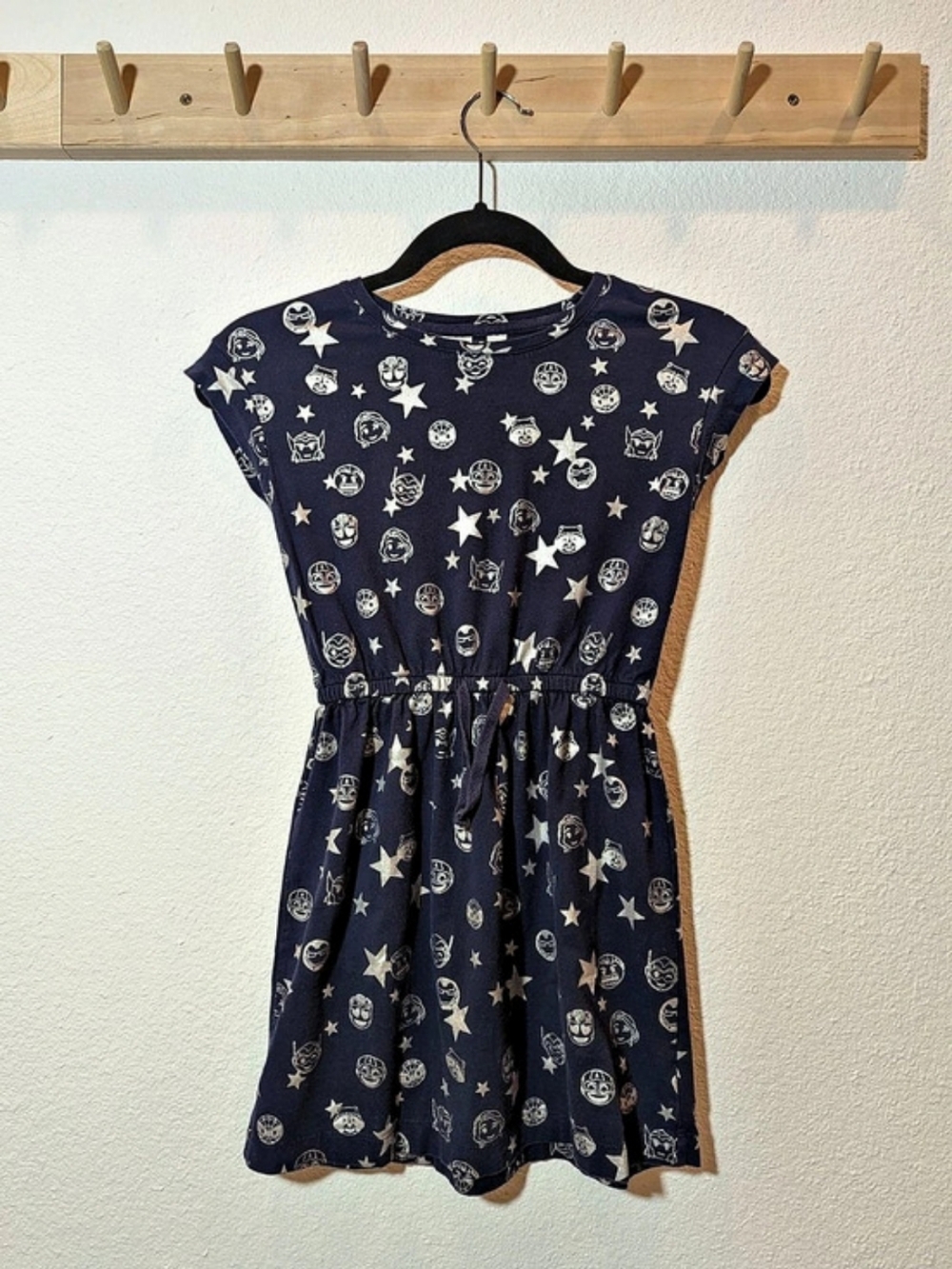 GAP Kids Marvel Girls Graphic Dress Size Medium Like New